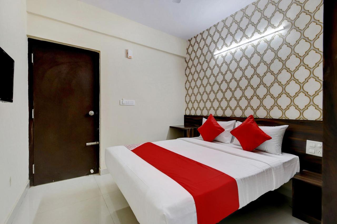 Oyo Flagship Varcity Pearl Near Nexus Mall Koramangala Бангалор Екстериор снимка